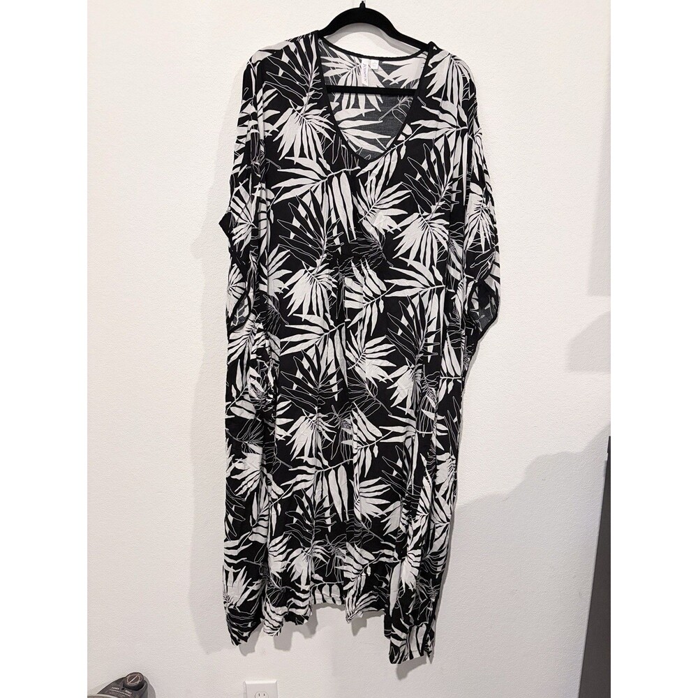 Joyspun Black White Palm Nightgown Plus Size 4X 26W-28W
